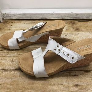 White (SKECHERS WEDGE SANDALS) Sz 9